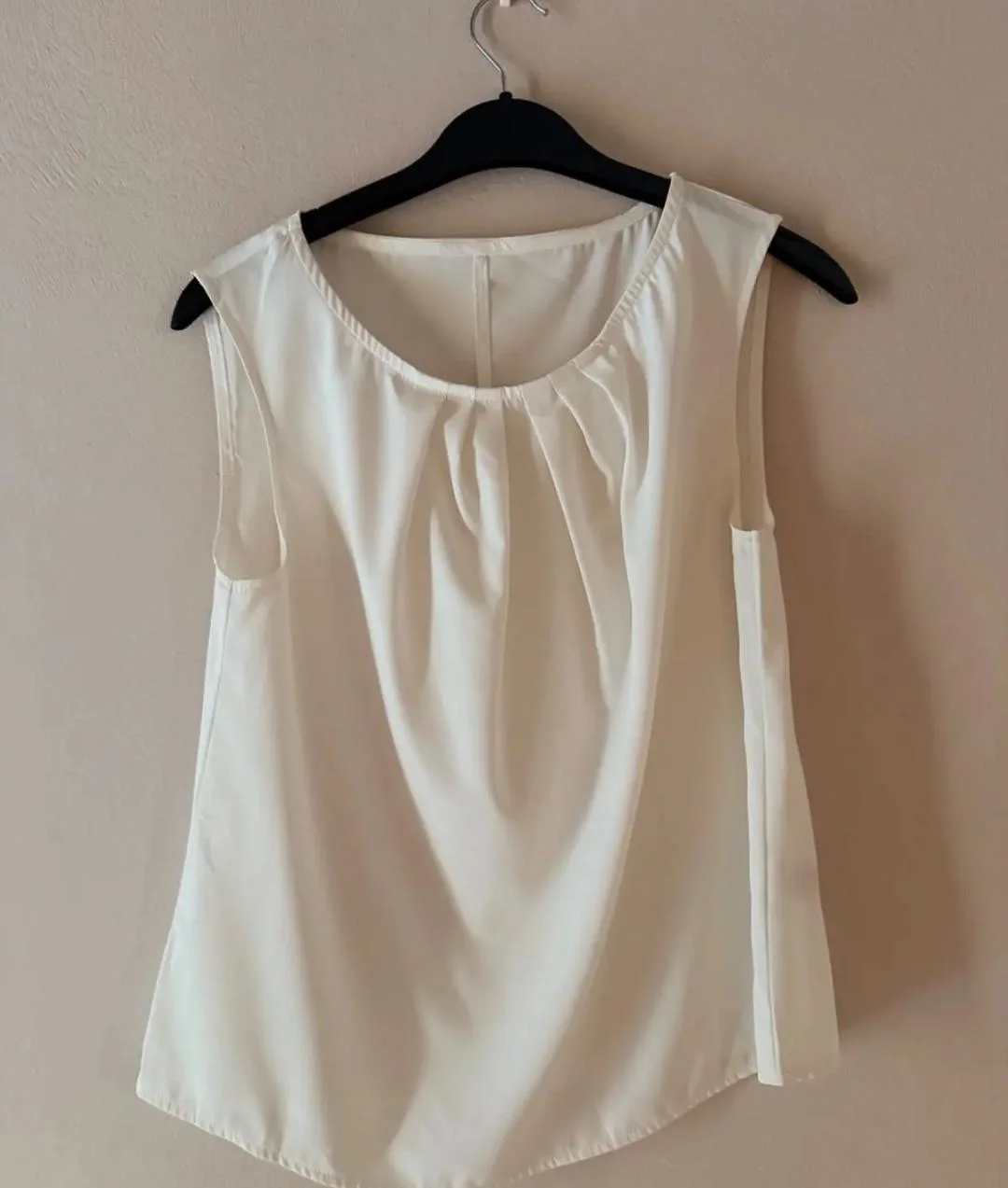 LINEN BLEND TOP